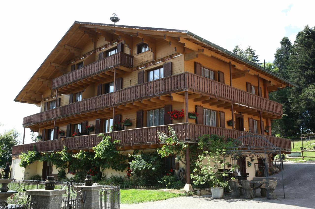 La Cibourg, Centre De Vacances Renan Eksteriør billede